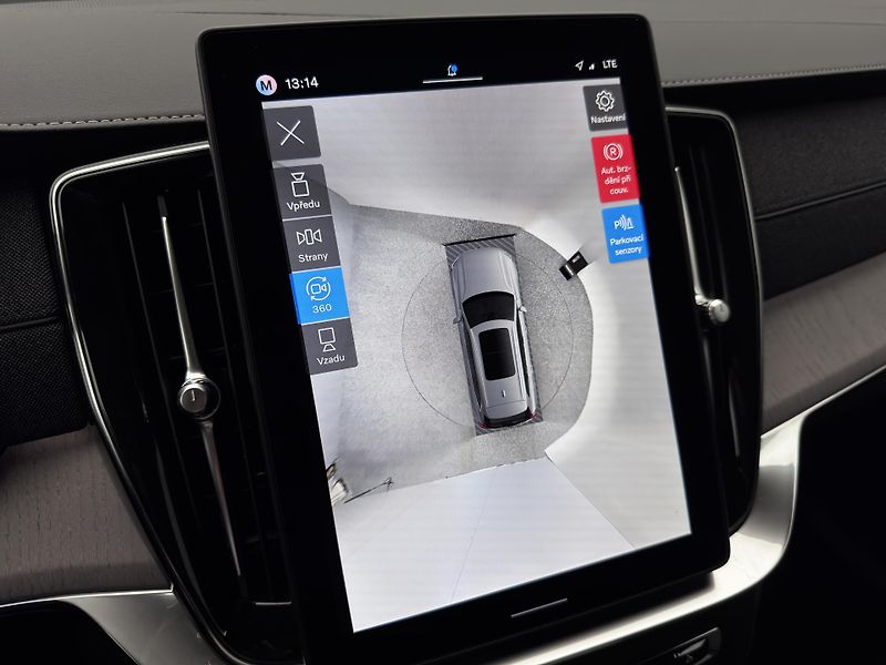 Volvo XC90 T8 AWD RECHARGE REZERVACE - fotka 49 z 51