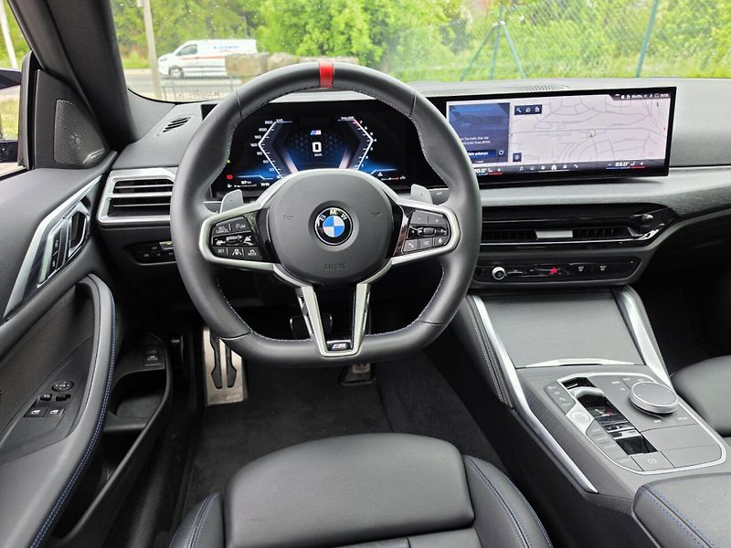 BMW Řada 4 M440i xD M-Sport Šíbr HuD 360 - fotka 9 z 12