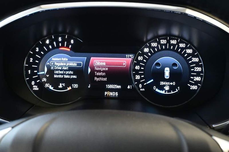 Ford S-MAX (2019) 2.0 TITANIUM 8AT ECOBLUE - fotka 21 z 31