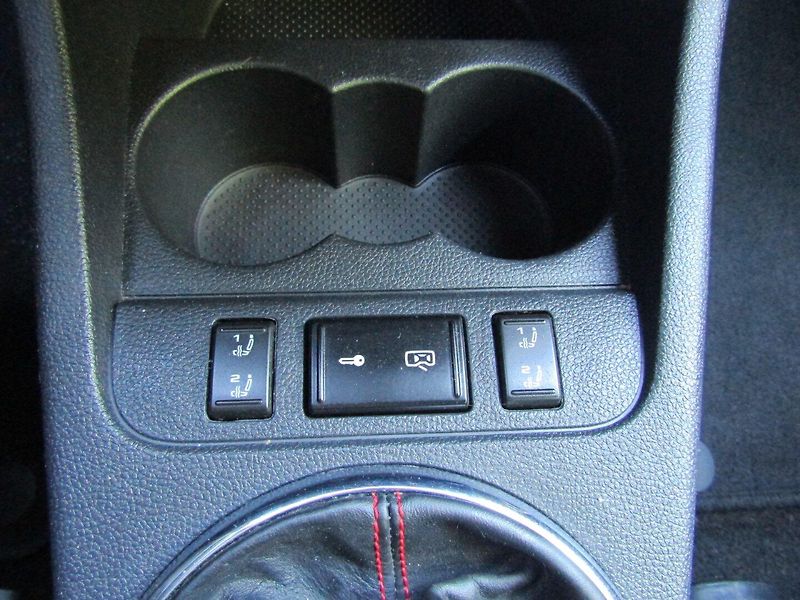 Škoda Roomster (2014) 1.2 TSI 63kW  ROZVODY + SERVIS - fotka 33 z 38
