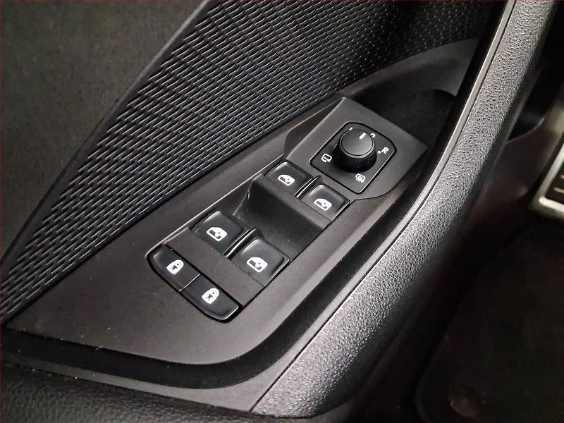 Škoda Octavia (2021) RS 2.0 TDI - fotka 19 z 25