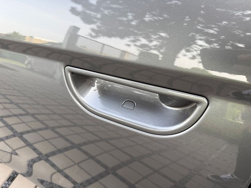 Fiat 500 ICON 42 kWh Rezervace - fotka 6 z 35
