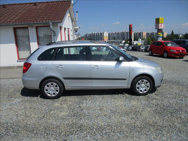 Škoda Fabia 1,4 i 16v, klima,rozvody,ABS, - fotka 4 z 19