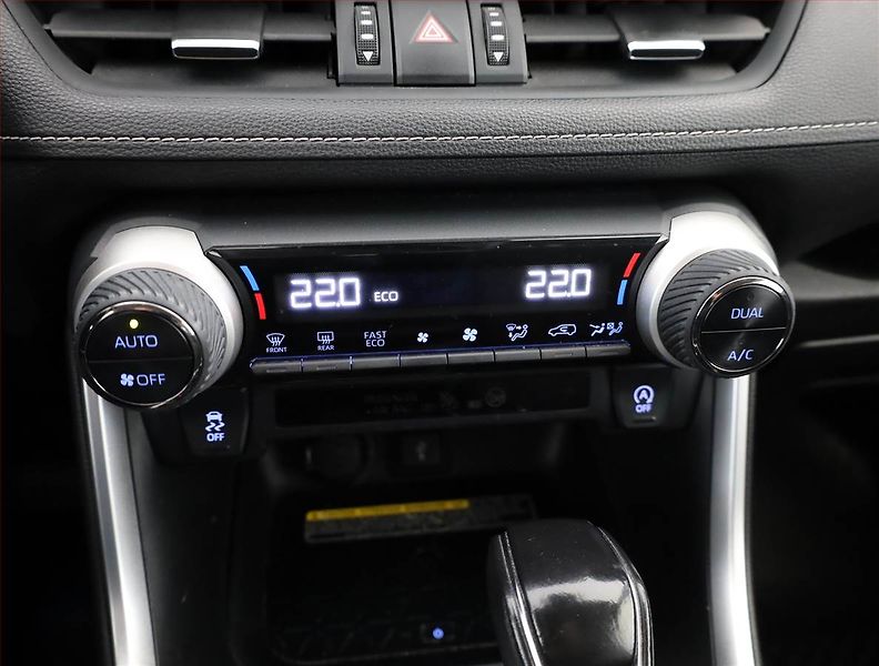 Toyota RAV4 (2020) 2.0 Valvematic - fotka 11 z 20