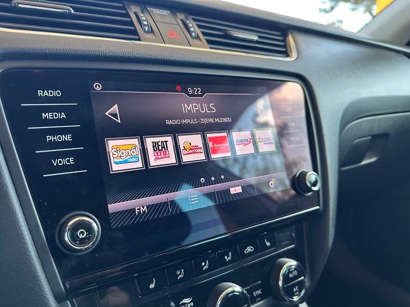 Škoda Octavia (2019) 1.0TSi ACC,KAMERA,NAVI.APP - fotka 9 z 17