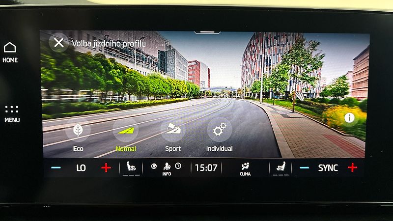 Škoda Octavia 2.0 TDI DSG 4x4 RS - fotka 27 z 28