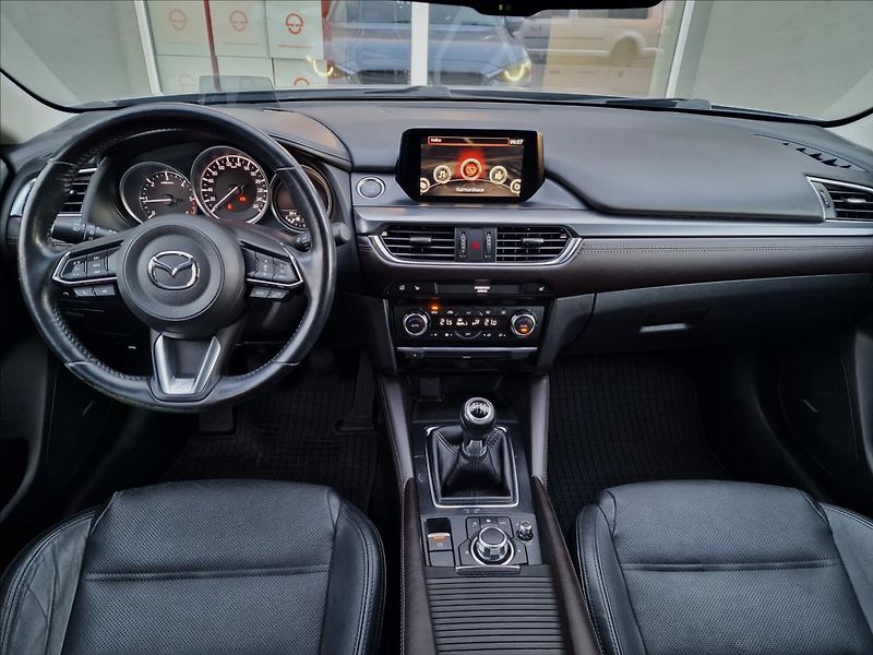 Mazda 6 2.2 Skyactiv-D Revolution TOP - fotka 24 z 50