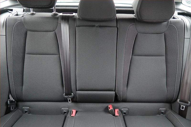 Škoda Karoq (2022) 2.0 TDI - fotka 10 z 21