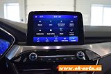 Ford Kuga 1.5 EBLUE TITANIUM 56 000 KM - náhled 42