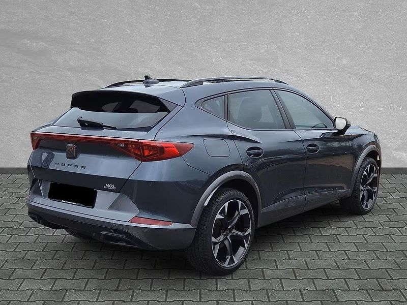 Cupra Formentor 1.5TSI 110kW DCC 1.Maj DPH - fotka 2 z 3
