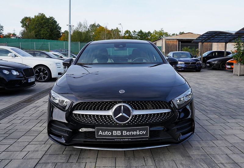 Mercedes-Benz Třídy A A 180d AMG/7AT/kůže/Designo/ČR - fotka 1 z 37