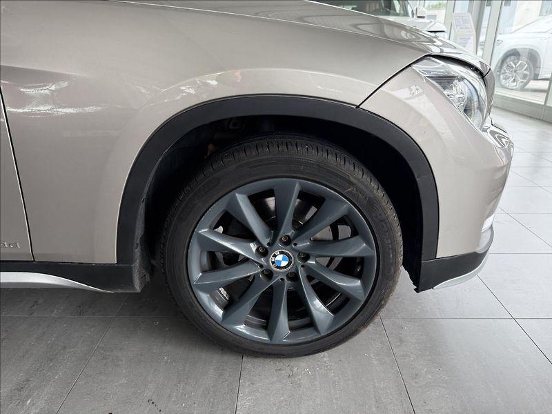 BMW X1 2,0   18d,105kW,TAŽNÉ - fotka 22 z 22