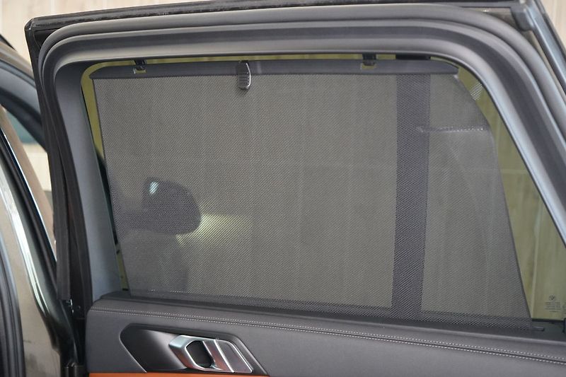 BMW X5 30d xDrive, Vzduch, Nezávislé - fotka 47 z 49