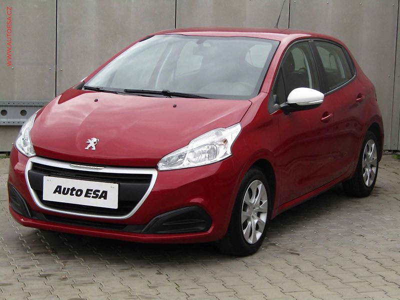 Peugeot 208 (2017) 1.2 PT, AC, tempo - fotka 3 z 15