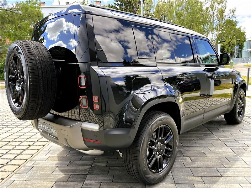Land Rover Defender (2026) 110 D200 S - fotka 8 z 27