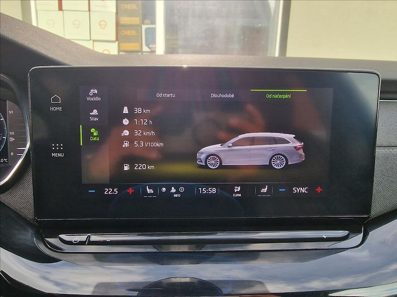 Škoda Octavia 2.0 TDI Style Combi,ČR,1.Maj. - fotka 25 z 49