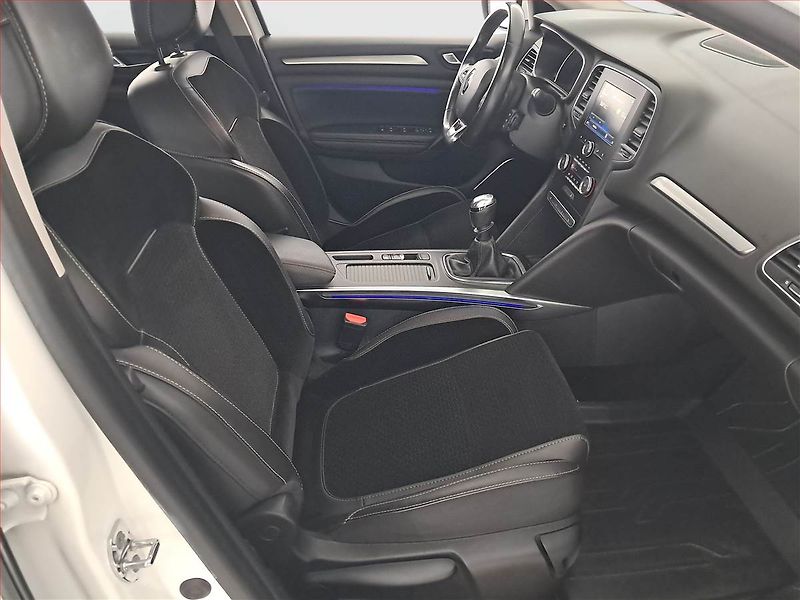 Renault Mégane (2019) Intens 1.5 Blue dCi, ČR,1.maj - fotka 9 z 17