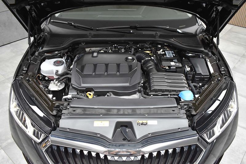 Škoda Octavia 2.0 TDI *REZERVACE* - fotka 42 z 44