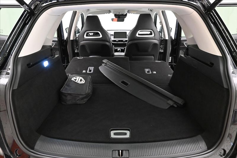 MG EHS 1,5 TGI PHEV 119 kW ELEGANCE Z - fotka 11 z 32