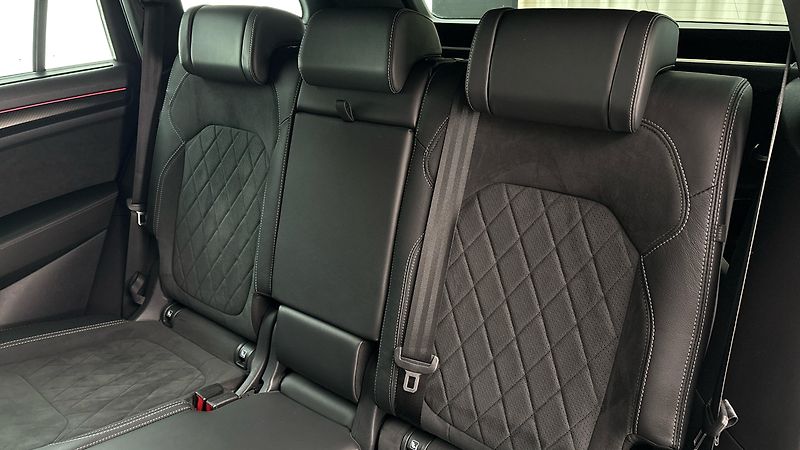 Škoda Kodiaq 2.0 TDI DSG 4x4 Sportline Excl - fotka 16 z 35