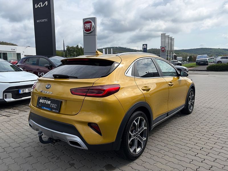 Kia Ceed 1.6 CRDi 100kW MHEV 7DCT - fotka 3 z 10