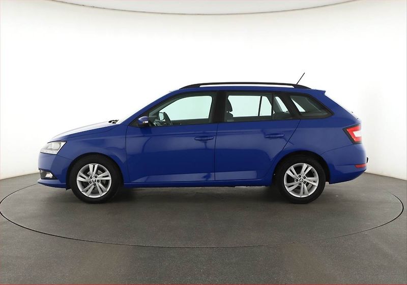 Škoda Fabia (2022) Ambition 1.0 TSI - fotka 3 z 17