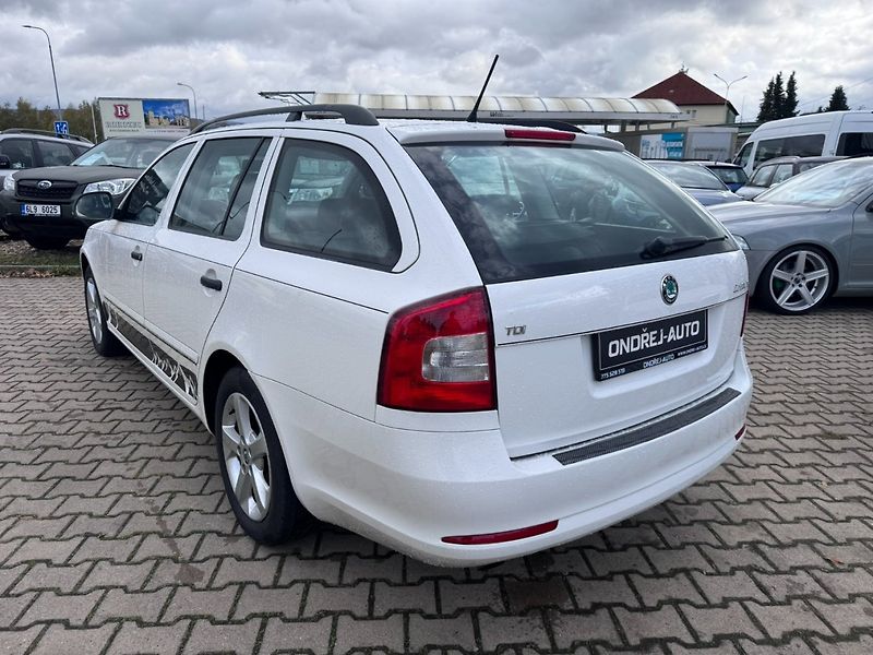 Škoda Octavia (2011) 1,6 TDI 77 KW ITÁLIE STK - fotka 4 z 45