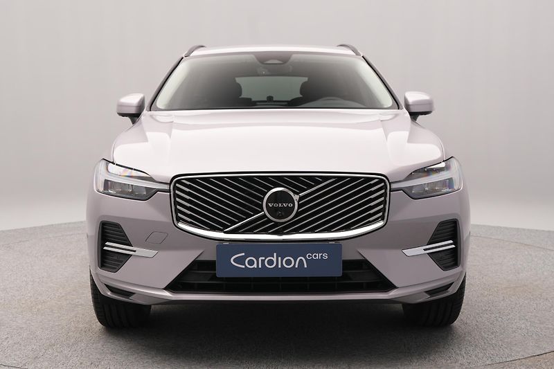 Volvo XC60 (2026) B5 AWD AUT CORE - fotka 14 z 22