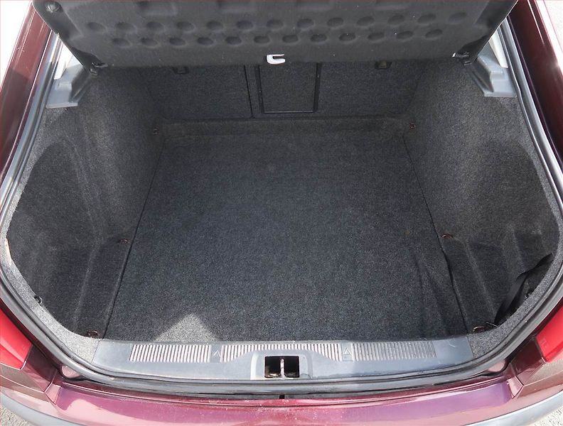 Škoda Octavia (2011) 1.6, ČR,1.maj, Serv.kniha - fotka 13 z 15