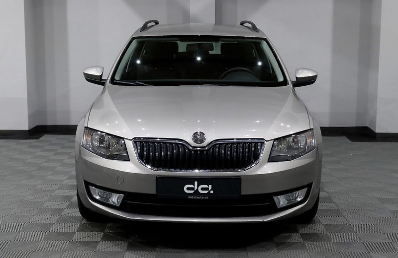 Škoda Octavia 3 Combi 1.2 TSI 77 kW - fotka 3 z 26