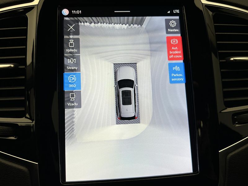 Volvo XC90 B5 AWD BRIGHT PLUS AUT 7 MÍST  - fotka 32 z 46