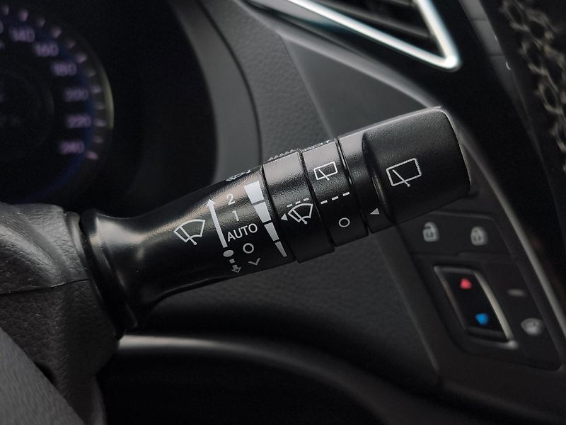 Hyundai i40 (2015) 1.7 CRDi 100kW, A/T, ČR, 1. Ma - fotka 14 z 26