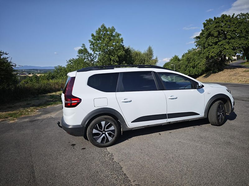 Dacia Jogger (2025) 7míst, LPG, tažné, EasyServis  - fotka 11 z 17