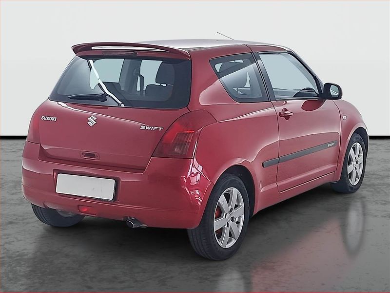Suzuki Swift (2008) 1.3 i, Automat, po STK - fotka 5 z 18