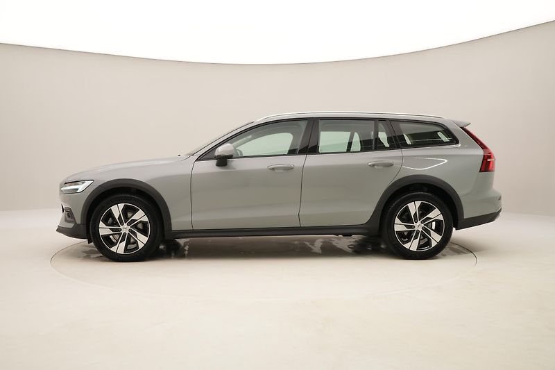 Volvo V60 CC B4 AWD BRIGHT PLUS AUT  - fotka 10 z 59