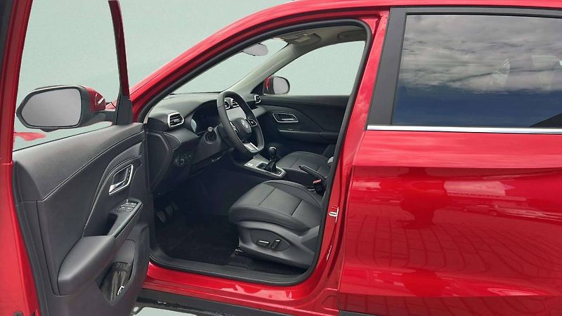 MG ZS (2025) ELEGANCE 1.5 MT5 (85kW/115k) / - fotka 14 z 27