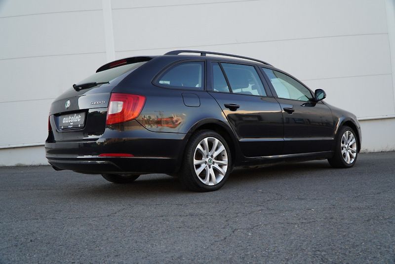 Škoda Superb (2013) 1.4 TSi 92kW Comfortline - fotka 8 z 27