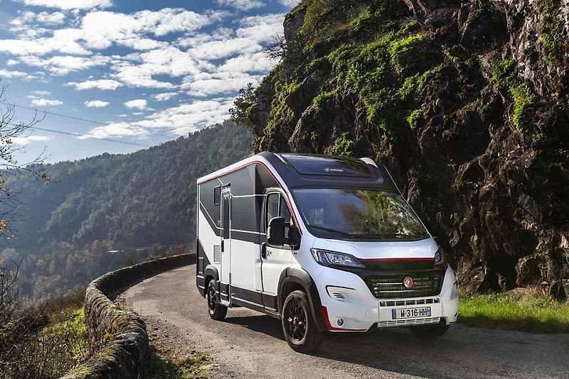 Challenger X150 vznikl na podvozku Fiatu Ducato.