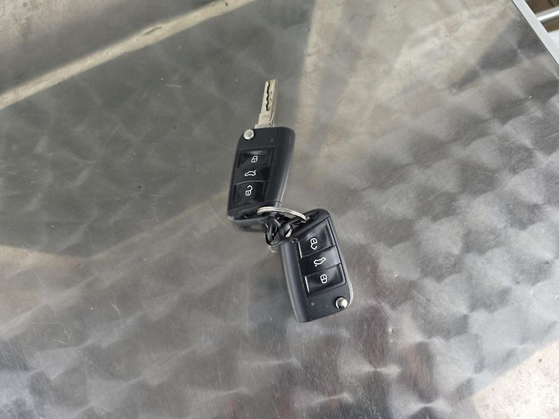 Škoda Octavia 1.6 TDI DSG.  - fotka 19 z 19