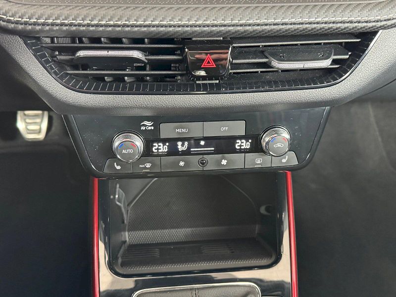 Škoda Fabia (2025) Monte Carlo 1.0 TSI / 85kW 6MP - fotka 16 z 27