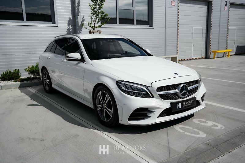 Mercedes-Benz Třídy C (2019) C 300d Kombi 180kW - fotka 3 z 30