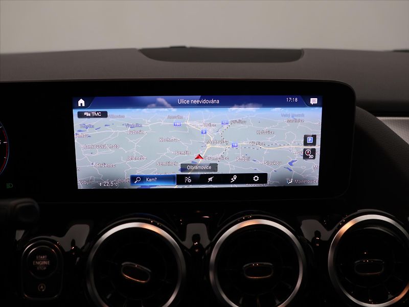Mercedes-Benz Třídy B 1,5 180d 85kW Aut. Led Navi CZ - fotka 25 z 36
