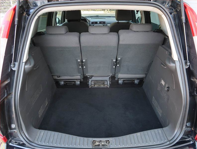 Ford C-MAX (2007) 1.8, za skvělou cenu - fotka 13 z 16