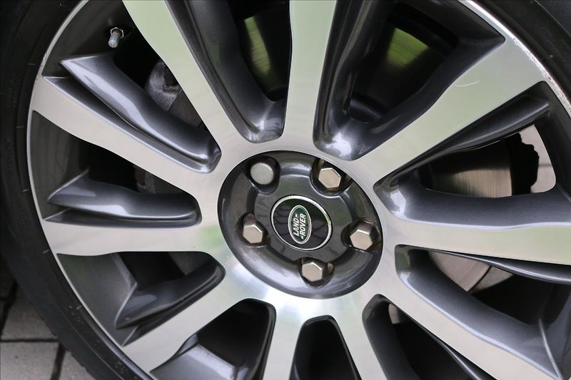 Land Rover Range Rover 4,4 1.Maj. ČR. Autobiography - fotka 4 z 57