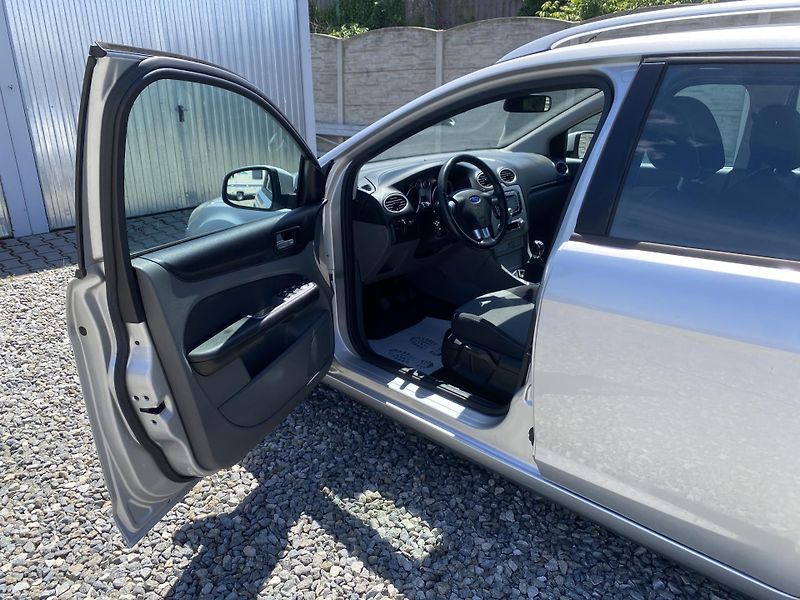 Ford Focus 1.6 TDCi 90PS KOMBI STK  - fotka 88 z 151