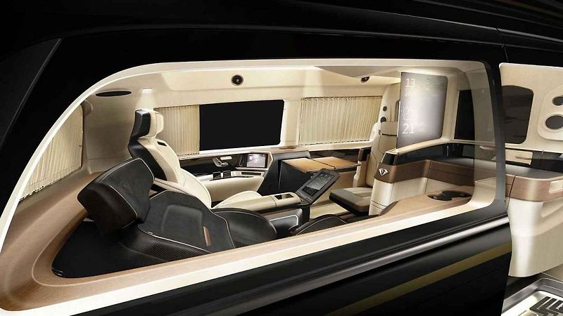 Xingchi Automobiles a Italdesign Mercedes-Benz V