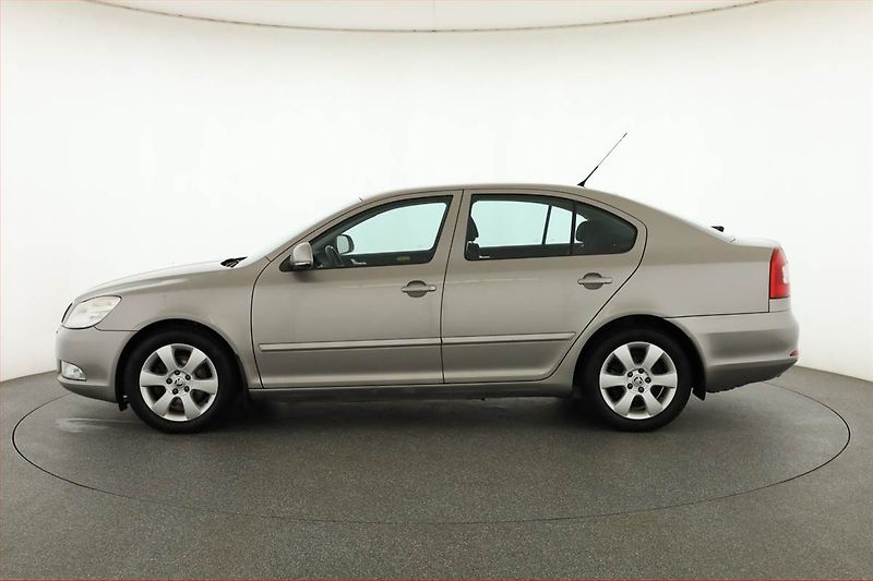 Škoda Octavia (2008) 1.8 TSI, Serv.kniha, Tempomat - fotka 3 z 18