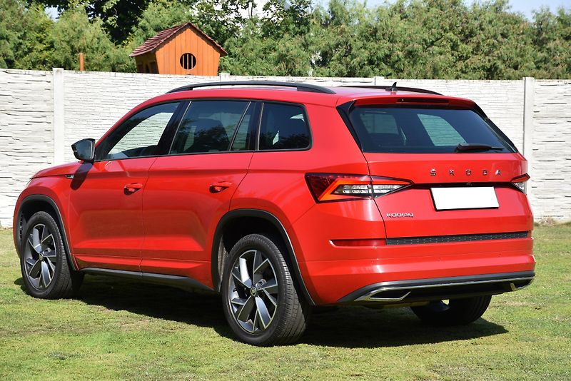 Škoda Kodiaq 2.0 TDi CR SPORT LINE,KŮŽE,LED - fotka 4 z 51