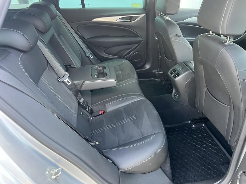 Opel Insignia (2022) 2.0CDTi 128kW AUTOMAT ELEGANCE - fotka 9 z 31