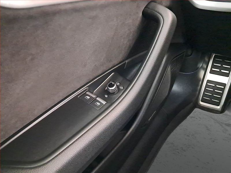 Audi A5 (2018) S-Line 3.0 TDI - fotka 18 z 23